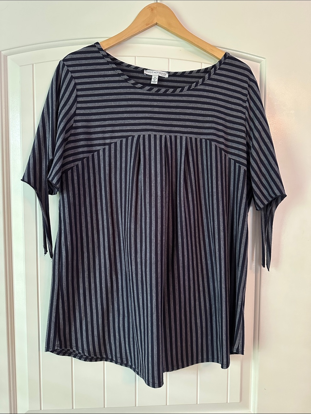 Croft & Barrow Black and Gray Striped Short Sleeve Tee with Tie Sleeves